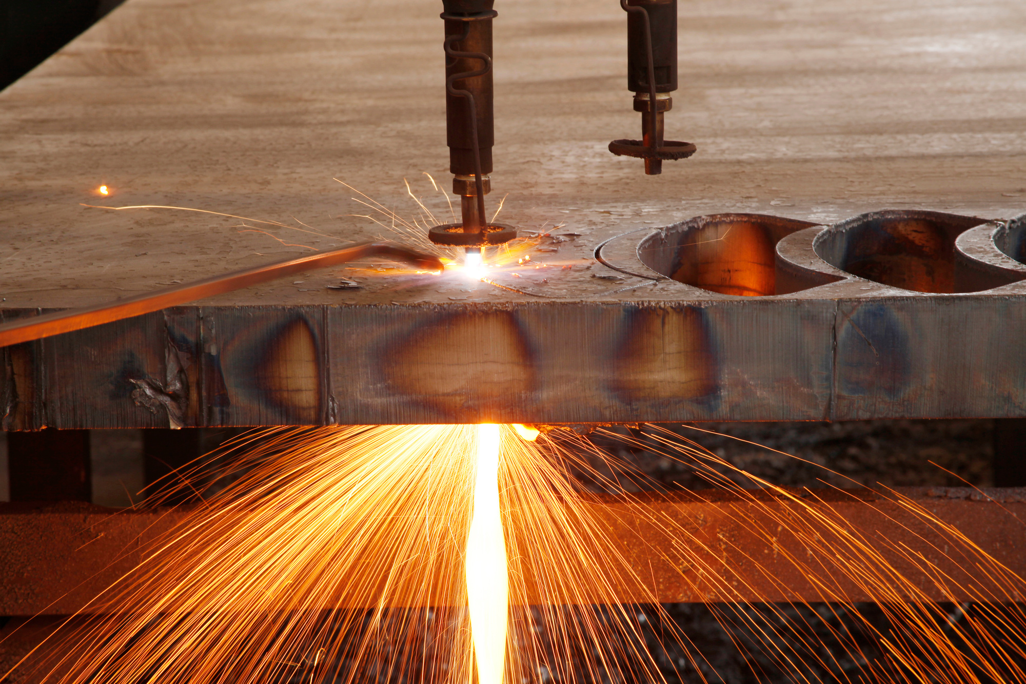 Laser / plasma CNC metal cutting